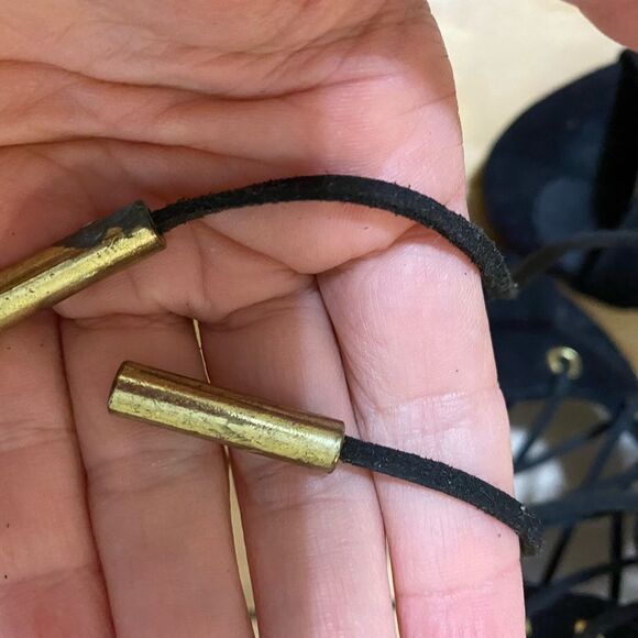 Victoria’s Secret Lace up black Ankle booties. Excellent condition. Size 7 - Picture 7 of 12